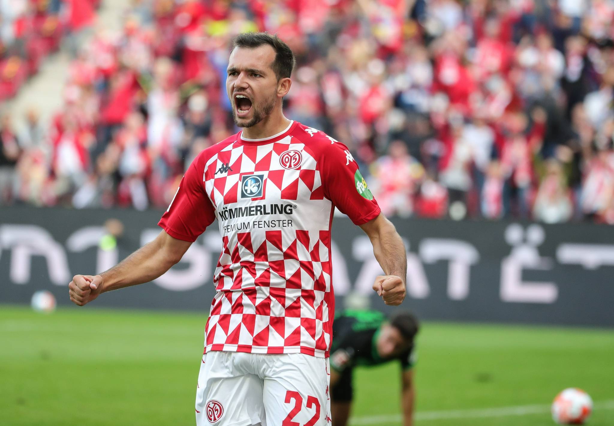 西甲姆巴佩大战亚马尔