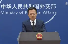 全体队员团结协作终于攻克了难关