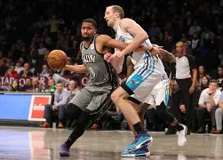 博彩-黄蜂对猛龙季前赛